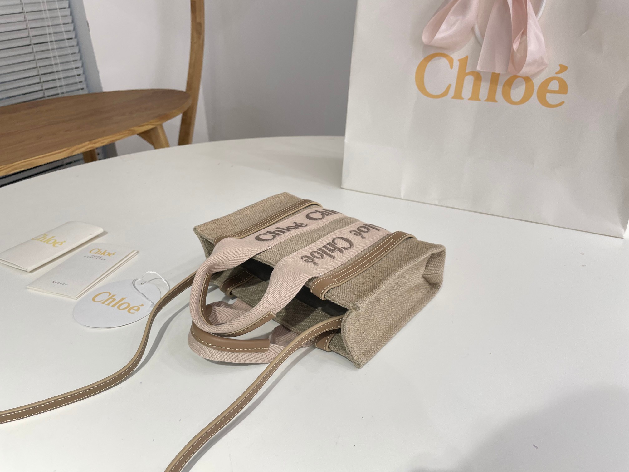 Chloe Mini Woody Tote Bag In Linen